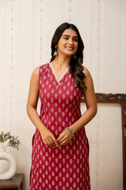 Women Mauve Printed Straight V-neck Kurta