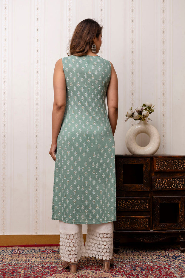 Women Green Printed Straight V-Neck Kurta