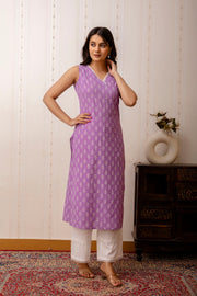 Women Purple Printed Straight Shoulder Straps Kurta