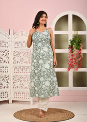 Women Green Printed Straight Shoulder Straps Kurta