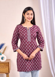 Women Burgundy Printed Straight Tunic