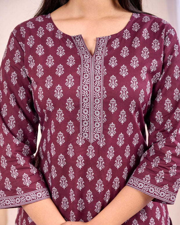 Women Burgundy Printed Straight Tunic