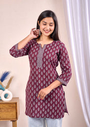 Women Burgundy Printed Straight Tunic