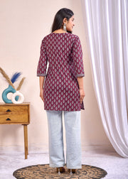 Women Burgundy Printed Straight Tunic
