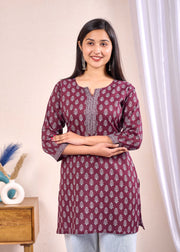 Women Burgundy Printed Straight Tunic