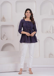 Women Navy Blue Printed Straight Top