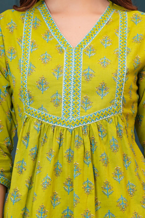 Women Green Printed Flared Top