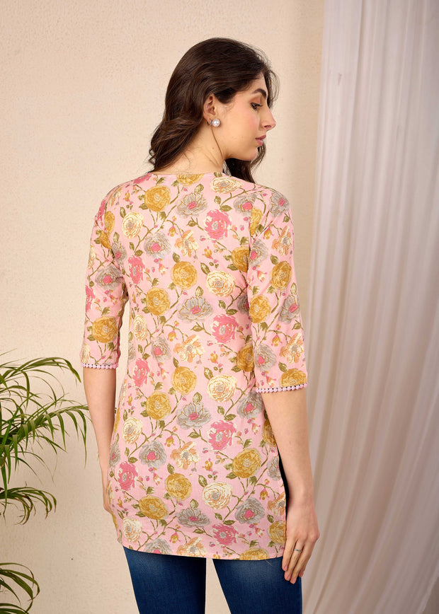 Women Pink Floral Printed Straight Tunic