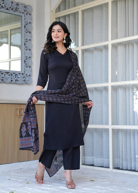 Black Straight Kurta Set With Printed Dupatta for Women