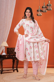 Nayo White Printed Anarkali Kurta Set With Dupatta For Women