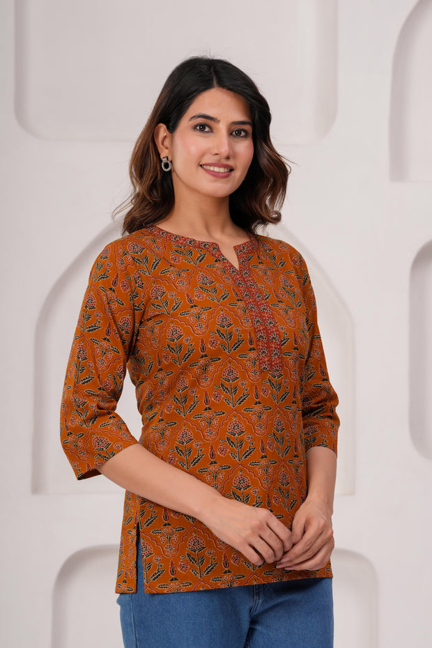 Women Mustard Printed Straight Tunic