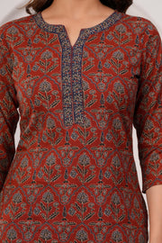 Women Maroon Printed Straight Tunic
