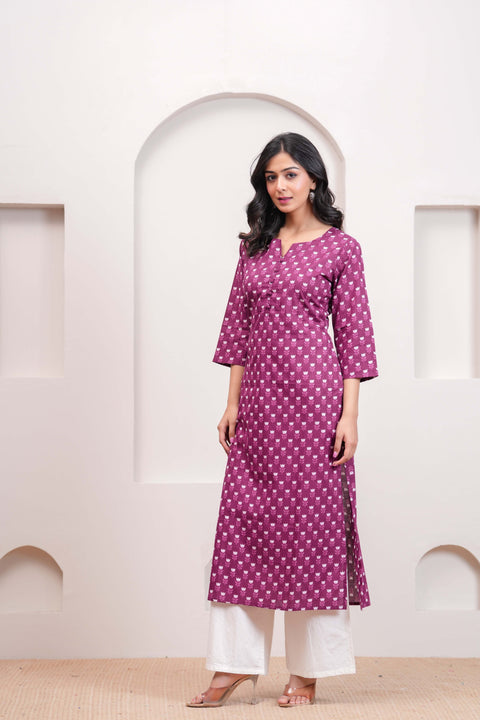 Women Purple Printed Straight Kurta with Three Quarter Sleeves