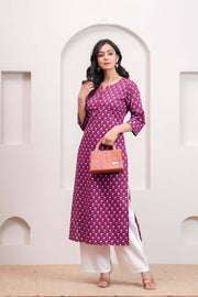 Women Purple Printed Straight Kurta with Three Quarter Sleeves