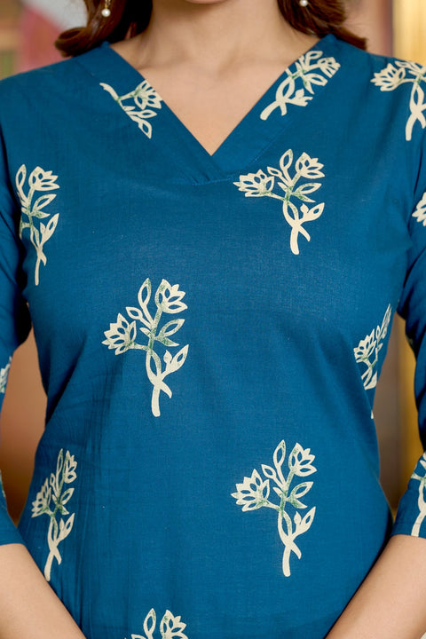 Women Teal Printed Kurts & Trouser with Dupatta