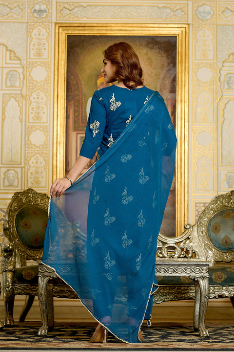 Women Teal Printed Kurts & Trouser with Dupatta