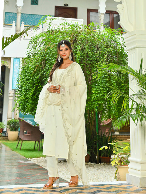 Off White Embroidered Kurta Set