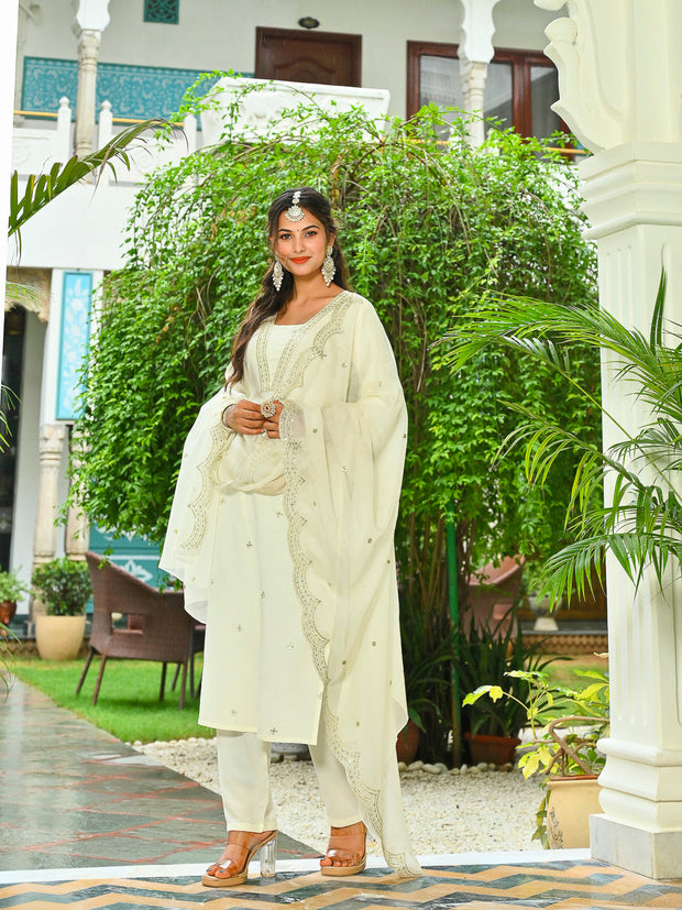 Off White Embroidered Kurta Set