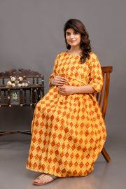 Nayo Fab Yellow Printed Maternity Dress For Women