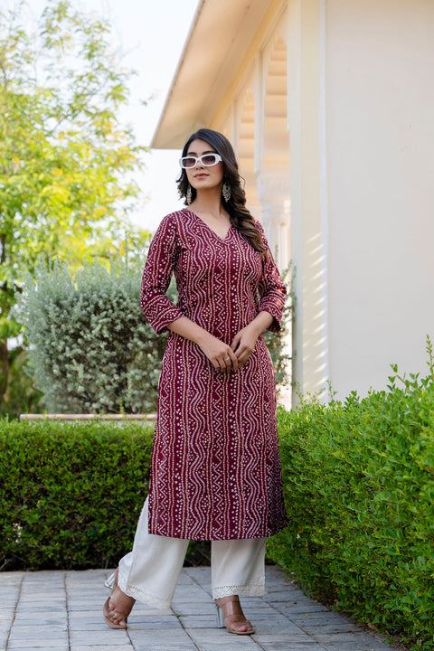 Women Maroon Printed Straight Kurta with Three Quarter Sleeves