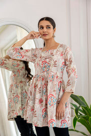 Women Off-White Printed V-Neck Peplum Top