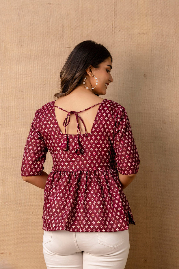 Women Burgundy Printed V-Neck Peplum Top