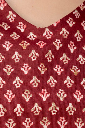 Women Maroon Printed V-Neck Peplum Top