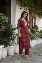 Women Burgundy Embroidered Straight Kurta With Trouser And Net Dupatta