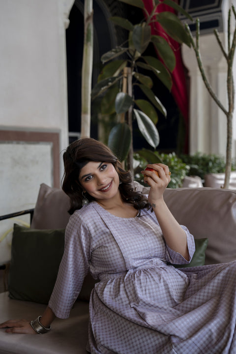 Women Taupe Geometric Printed Maternity Dress