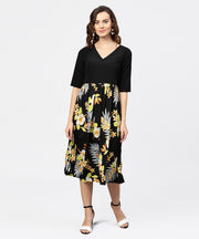 Black printed 3/4th sleeve v-neck dress