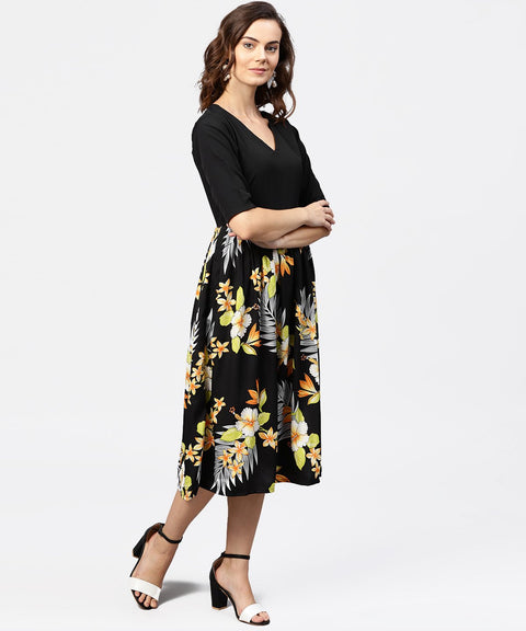 Black printed 3/4th sleeve v-neck dress