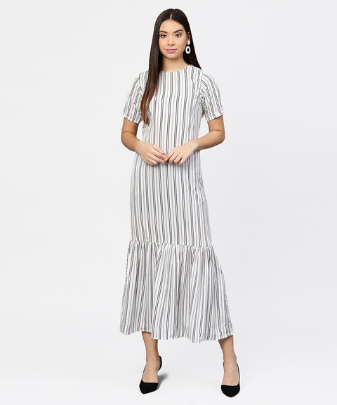 Multi Colored Maxi dress with round neck and Half sleeves