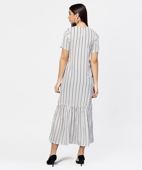 Multi Colored Maxi dress with round neck and Half sleeves