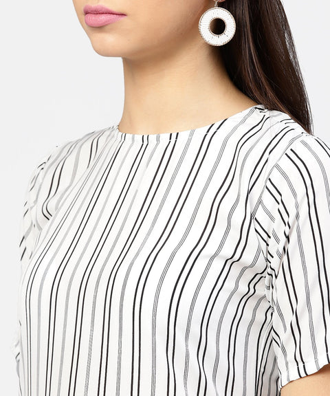 Multi Colored Maxi dress with round neck and Half sleeves