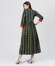 Blue cotton Printed 3/4 sleeves Kurta with shirt Collar and front Placket