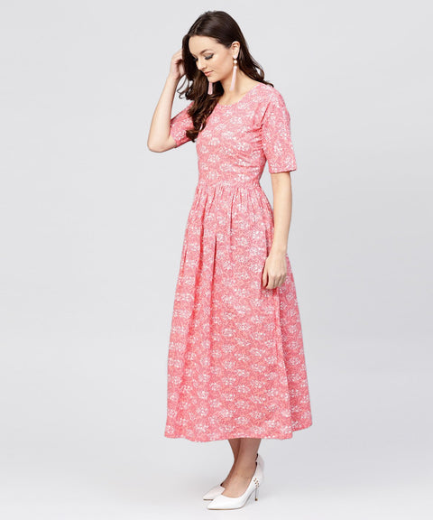 Pink printed dress with round neck and half sleeves