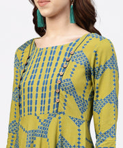 Green printed 3/4 sleeves kurta with Front Yoke and Round Neck