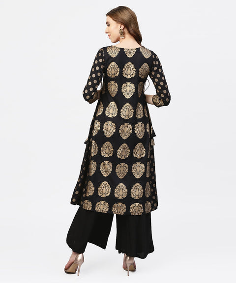 Black and gold Printed Kurta with Round neck and full sleeves