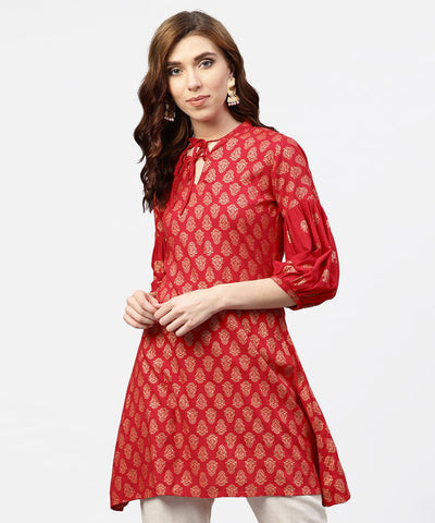 Red Printed Short kurta with key hole neck and 3/4 sleeves