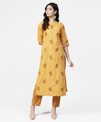 Yellow 3/4th sleeve cotton kurta with ankle length printed pallazo