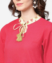 Pink half sleeve key hole neck cotton tops with printed border