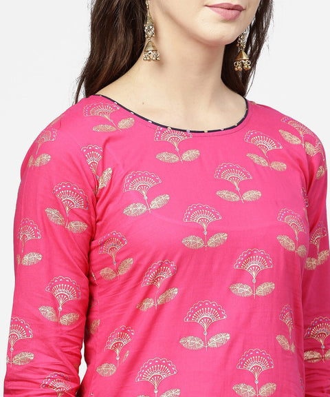 Pink 3/4th sleeve cotton printed kurta with black printed ankle length pallazo