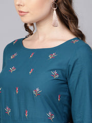 Teal blue Embroidered Kurta with Round neck & 3/4 sleeves