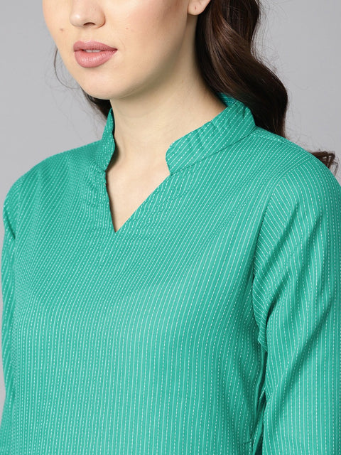 Solid Green tagai-work straight kurta with detailing on the cuff with white straight pants