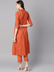 A line Pleated kurta with border detailing on the sleeves with straight solid pants