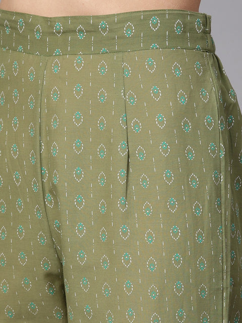 Pista green floral printed 3/4th sleeve kurta with pista green printed pants.
