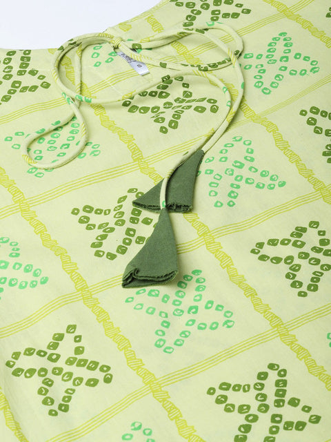 Women Green Bandhani Printed Kurta with Trousers