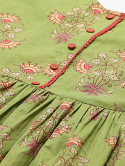 Women Green Floral Printed Round Neck Cotton A-Line Dress