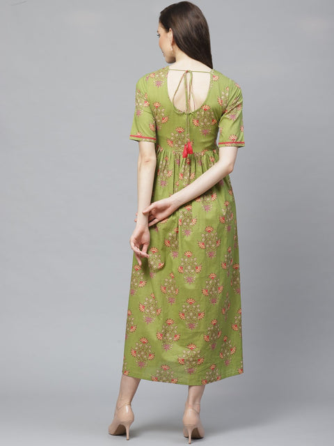 Women Green Floral Printed Round Neck Cotton A-Line Dress