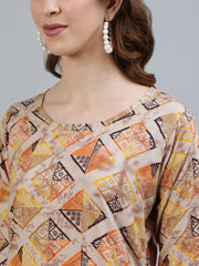 Women Beige Printed Straight Kurta With Three Quarter Sleeves